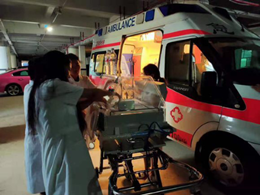 汉中市救护车接送病人异地转院，长途跨省转运病人