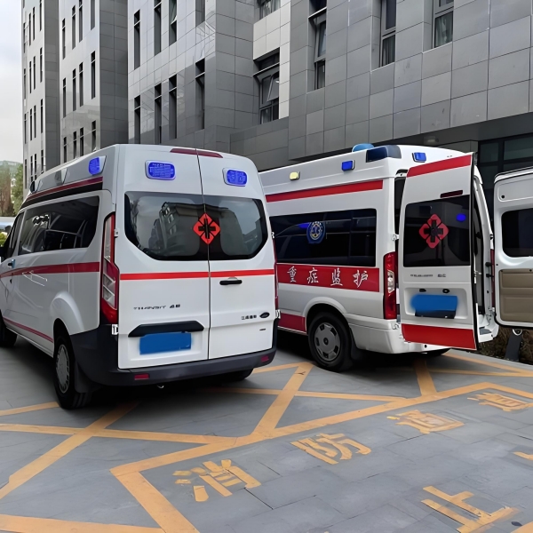 跨省救护车电话一键拨打 专业护送患者转院无忧
